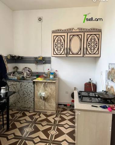 Մեկ հարկանի քարե տուն Գարեգին Նժդեհի փողոցում Քասախում, 90 ք.մ., կապիտալ վերանորոգված