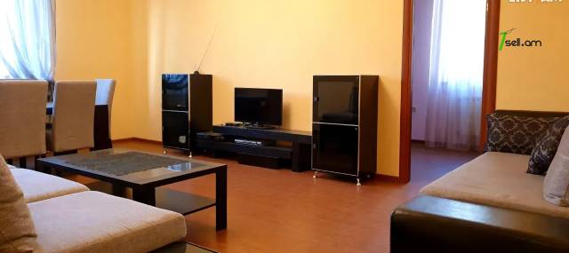 3 սենյականոց բնակարան նորակառույց շենքում, Դավթաշենի 4-րդ զանգված, 84 ք.մ., 2 սանհանգույց