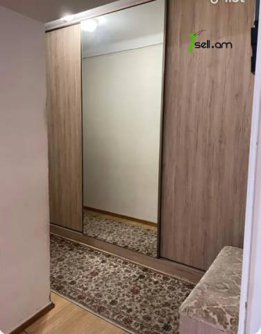 4 սենյականոց բնակարան Դավիթ Անհաղթի փողոցում, 107 քմ, նախավերջին հարկ, կապիտալ վերանորոգված