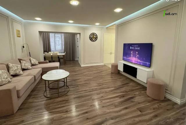 3 սենյականոց բնակարան Տիգրան Մեծի պողոտայում, 72 ք.մ., 2/5 հարկ, բարձր առաստաղներ