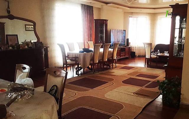 Մեկ հարկանի քարե տուն Սամվել Գևորգյան փողոցում Դավիթաշենում, 1200 ք.մ., 3+ սանհանգույց