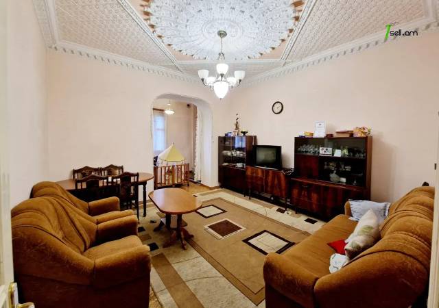 3 սենյականոց բնակարան Բագրատունյաց պողոտայում, 89 ք.մ., 2 սանհանգույց, բարձր առաստաղներ