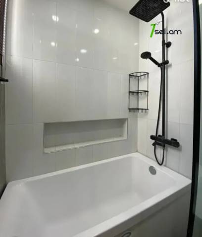 2 սենյականոց բնակարան նորակառույց շենքում Երզնկյան փողոցում, 61 քմ, 2/5 հարկ, բարձր առաստաղներ