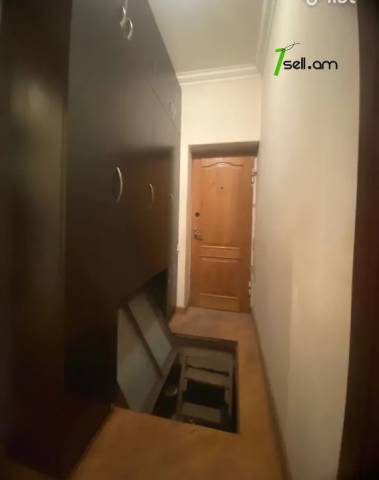 4 սենյականոց բնակարան Լվովյան փողոցում, 130 քմ, 1/5 հարկ, կոսմետիկ վերանորոգում, քարե շենք