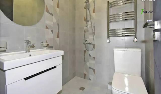 3 սենյականոց բնակարան նորակառույց շենքում Անտառային փողոցում, 90 քմ, 4/9 հարկ, բարձր առաստաղներ