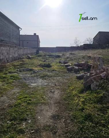 Հողատարածք բնակելի շինությունների համար, Ծաղկունքի 3-րդ փողոց 4-րդ նրբանցք Բալահովիտում, 800 քմ