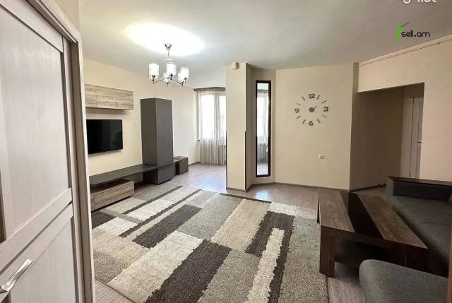 3 սենյականոց բնակարան նորակառույց շենքում, Նորաշեն թաղամաս, 70 ք.մ., կապիտալ վերանորոգված