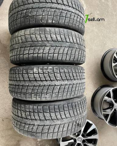 GGG. Gre-Max zimni 255/45/r18 2hat անվադողեր