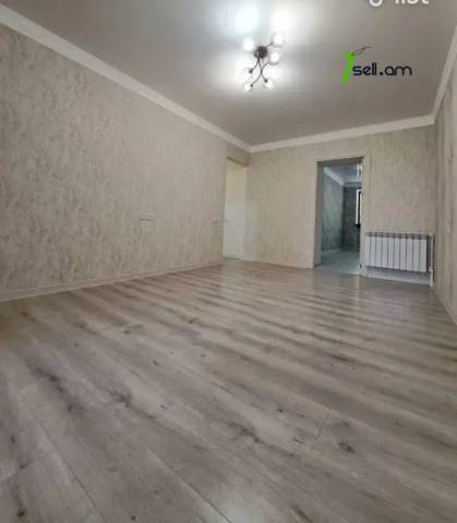 3 սենյականոց բնակարան Մամիկոնյանց փողոցում, 57 ք.մ., նախավերջին հարկ, կապիտալ վերանորոգված