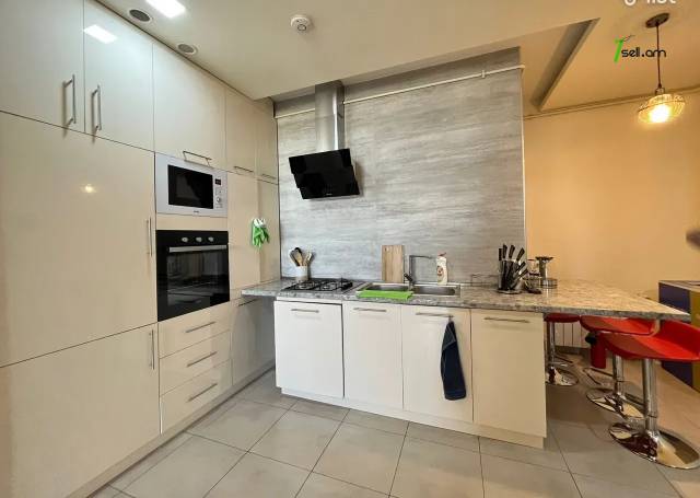 2 սենյականոց բնակարան նորակառույց շենքում Օրբելի եղբայրների փողոցում, 75 ք.մ., 10/15 հարկ