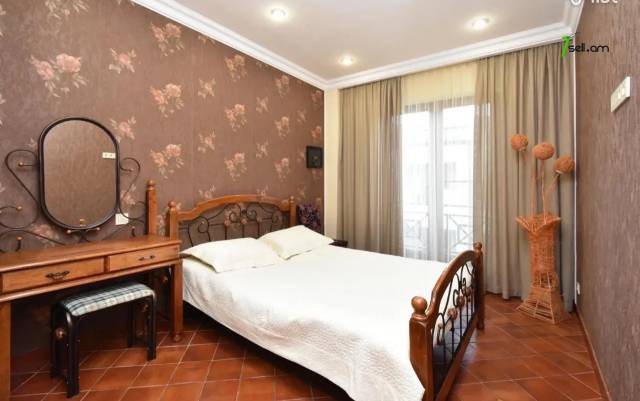 4 սենյականոց բնակարան նորակառույց շենքում Ծարավ Աղբյուրի փողոցում, 105 քմ, 2 սանհանգույց