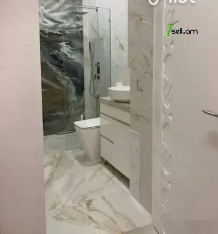 1 սենյականոց բնակարան Թումանյան փողոցում, 40 ք.մ., բարձր առաստաղներ, նախավերջին հարկ