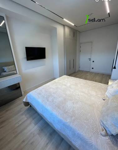 3 սենյականոց բնակարան նորակառույց շենքում Կոմիտասի պողոտայում, 55 ք.մ., 10/15 հարկ, բարձր առաստաղներ