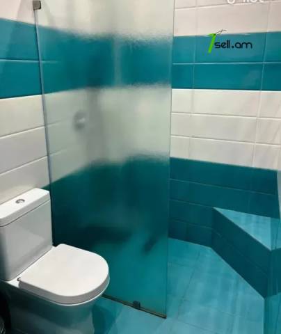 4 սենյականոց բնակարան նորակառույց շենքում Արամի փողոցում, 110 ք.մ., 3+ սանհանգույց, բարձր առաստաղներ