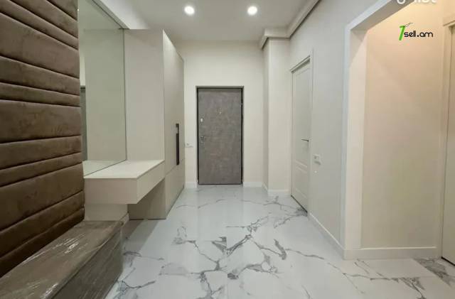 4 սենյականոց բնակարան նորակառույց շենքում Պարոնյան փողոցում, 132 ք.մ., 2 սանհանգույց