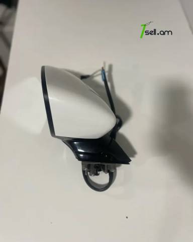 Mazda 3 կողային հաելի (2019-2023)