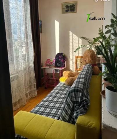 2 սենյականոց բնակարան Ակսել Բակունցի փողոցում, 58 քմ, 7/9 հարկ, մասնակի վերանորոգում
