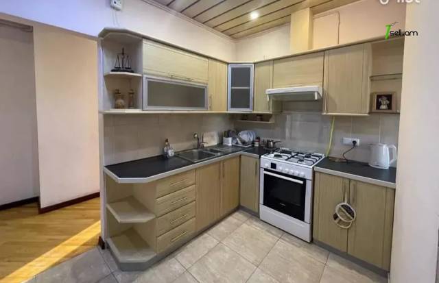 4 սենյականոց բնակարան նորակառույց շենքում Գյուլբենկյան փողոցում, 120 ք.մ., 7/16 հարկ, 2 սանհանգույց