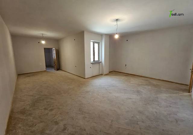 Բազմաֆունկցիոնալ գույք Էրեբունիում, 600 ք.մ.