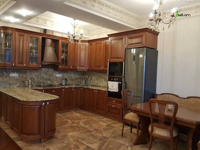 4 սենյականոց բնակարան նորակառույց շենքում Վարդանանց փողոցում, 190 քմ, 17/20 հարկ, 2 սանհանգույց