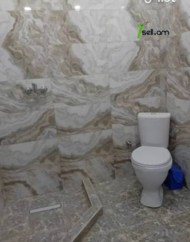 2 սենյականոց բնակարան նորակառույց շենքում Ադոնցի փողոցում, 56 ք.մ., բարձր առաստաղներ