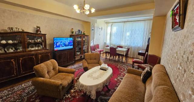 3 սենյականոց բնակարան Տիգրան Մեծի պողոտայում, 90 քմ, 2/9 հարկ, 2 սանհանգույց, կոսմետիկ վերանորոգում