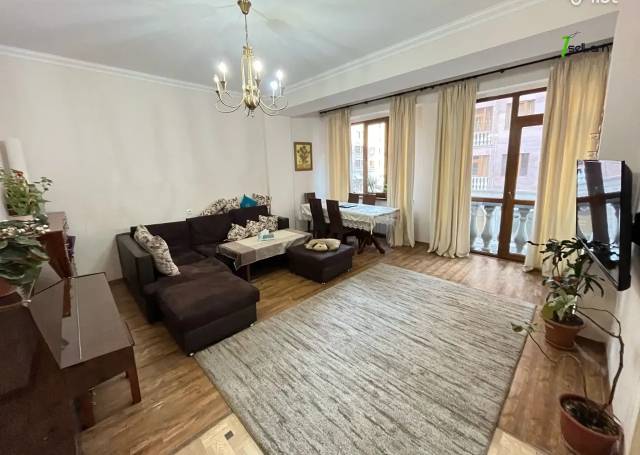 3 սենյականոց բնակարան նորակառույց շենքում Ադոնցի փողոցում, 82 քմ, 2/8 հարկ, 2 սանհանգույց