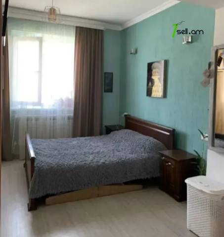 3 սենյականոց բնակարան Մանթաշյան փողոցում, 80 քմ, 3/5 հարկ, դիզայներական ոճով վերանորոգված, քարե շենք