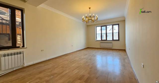 Գրասենյակային տարածք Այգեստանի 10րդ փողոցում կենտրոնում, 220 ք.մ.