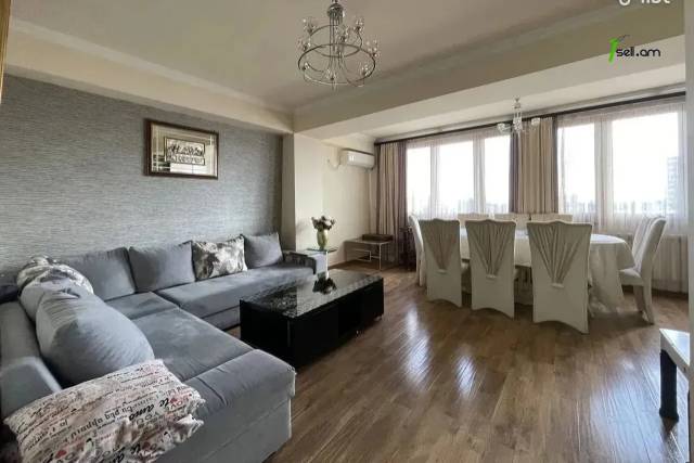 3 սենյականոց բնակարան Սարյան փողոցում, 85 ք.մ., 9/16 հարկ, 2 սանհանգույց