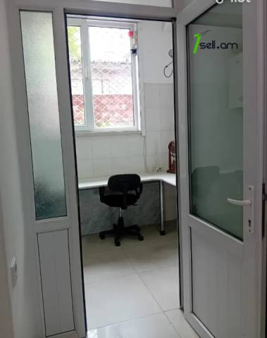 Բազմաֆունկցիոնալ գույք Նաիրի Զարյան փողոցում Արաբկիրում, 70 քմ