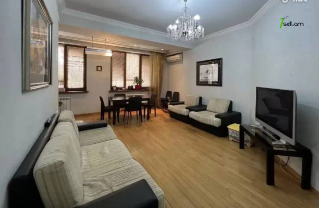 3 սենյականոց բնակարան նորակառույց շենքում Տոլբուխինի փողոցում, 95 ք.մ., բարձր առաստաղներ, 2/11 հարկ