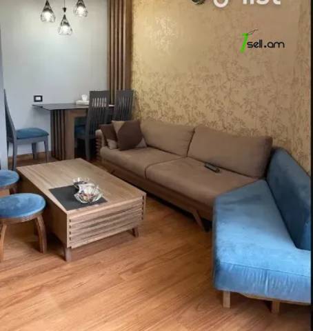 2 սենյականոց բնակարան Ազատության պողոտայում, 40 ք.մ., բարձր առաստաղներ, 2/5 հարկ