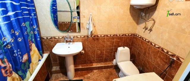 3 սենյականոց բնակարան Կոմիտասի պողոտայում, 72 քմ, 3/5 հարկ, կոսմետիկ վերանորոգում, քարե շենք