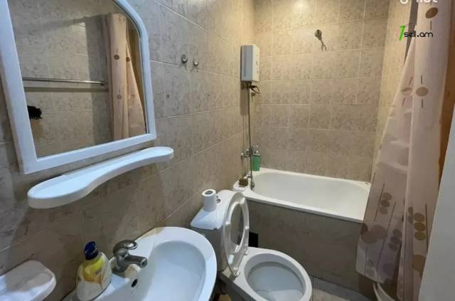 1 սենյականոց բնակարան Կոմիտասի պողոտայում, 32 քմ, 6/9 հարկ, կոսմետիկ վերանորոգում