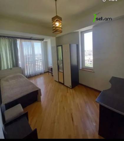 4 սենյականոց բնակարան նորակառույց շենքում Գյուլբենկյան փողոցում, 130 ք.մ., 2 սանհանգույց