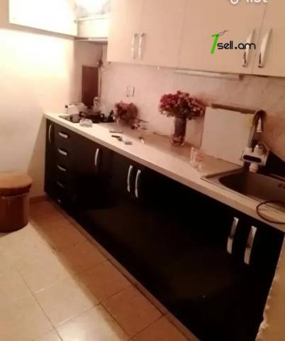 2 սենյականոց բնակարան, Մելիք Մելիքյան փողոցի նրբանցք, 55 ք.մ., 2/9 հարկ, մասնակի վերանորոգում