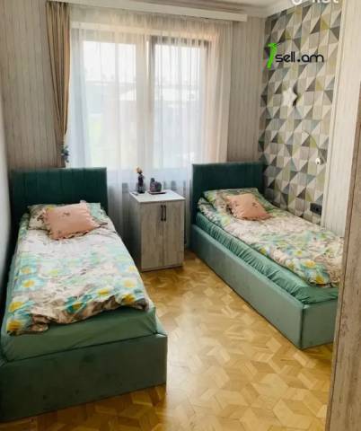 3 սենյականոց բնակարան Գայի պողոտայում, 80 ք.մ., նախավերջին հարկ, եվրովերանորոգված