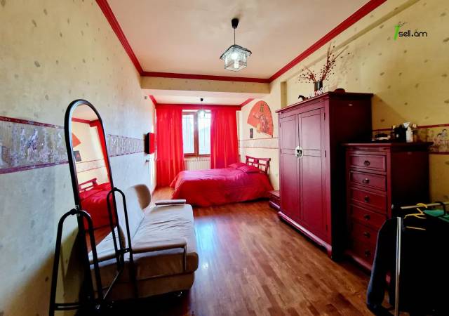 Ընդարձակ 5 սենյականոց բնակարան նորակառույց շենքում Այգեձորի փողոցում, 300 ք.մ., 3+ սանհանգույց