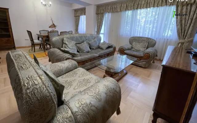 4 սենյականոց բնակարան նորակառույց շենքում, Buzand St, 150 ք.մ., 2 սանհանգույց, բարձր առաստաղներ