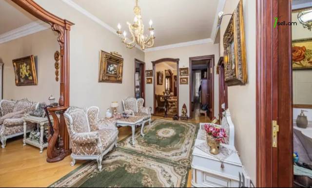 5 սենյականոց բնակարան նորակառույց շենքում Պուշկինի փողոցում, 200 քմ, 5/9 հարկ, 3+ սանհանգույց