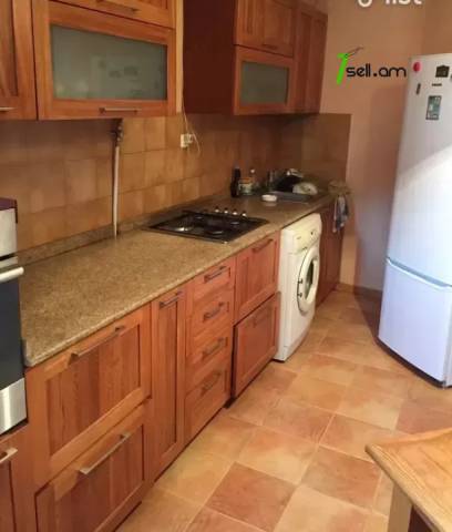 4 սենյականոց բնակարան նորակառույց շենքում Արաբկիրում, 92 ք.մ., 2 սանհանգույց, բարձր առաստաղներ