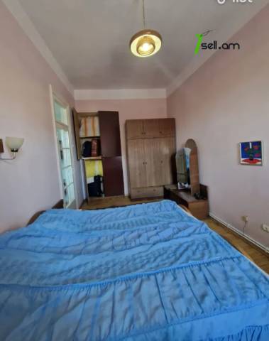 3 սենյականոց բնակարան Ազատության պողոտայում, 83 քմ, նախավերջին հարկ, բարձր առաստաղներ