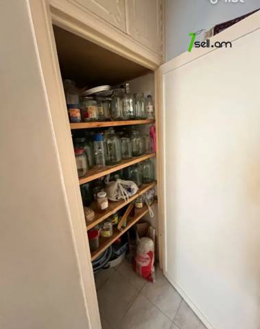 3 սենյականոց բնակարան Զաքարիա Քանաքեռցու փողոցում, 79 քմ, 6/9 հարկ, մի քանի պատշգամբ