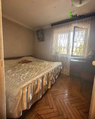 2 սենյականոց բնակարան Արցախի պողոտայում, 44 ք.մ., 3/5 հարկ, կոսմետիկ վերանորոգում, քարե շենք