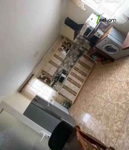 Մեկ հարկանի քարե ամառանոց, Ավան-Առինջ 2-րդ միկրոշրջան Ավանում, 95 ք.մ., կապիտալ վերանորոգված