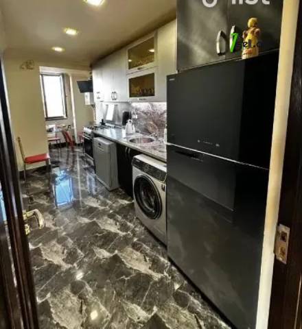 3 սենյականոց բնակարան Մոլդովական փողոցում, 82 ք.մ., կապիտալ վերանորոգված, քարե շենք