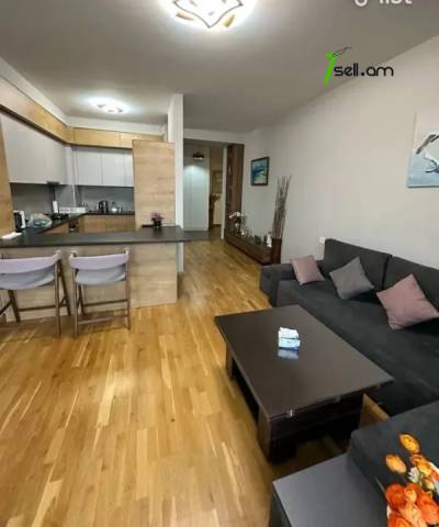 2 սենյականոց բնակարան նորակառույց շենքում Պարույր Սևակի փողոցում, 74 ք.մ., բարձր առաստաղներ