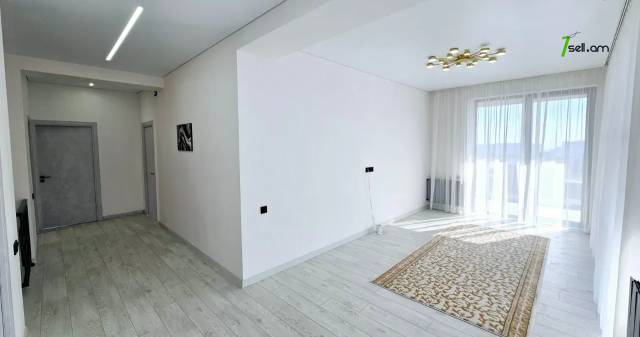 Երկու հարկանի տուն Գրիգոր Աղաբաբյան փողոցում Դավթաշենում, 800 քմ, 3+ սանհանգույց