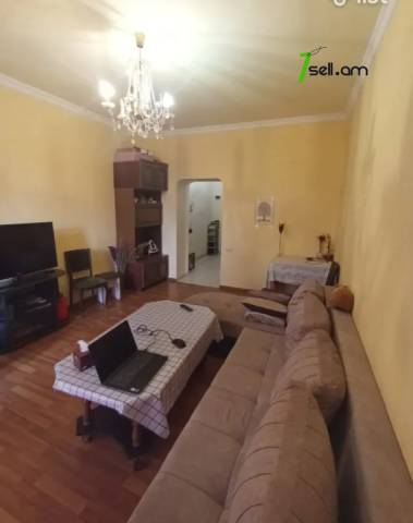 3 սենյականոց բնակարան Նիկողայոս Տիգրանյան փողոցում, 68 ք.մ., 2/5 հարկ, բարձր առաստաղներ